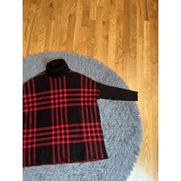 Tint & Shadow Black Red Plaid Poncho Style Turtleneck Sweater Size M P - Picture 3 of 7